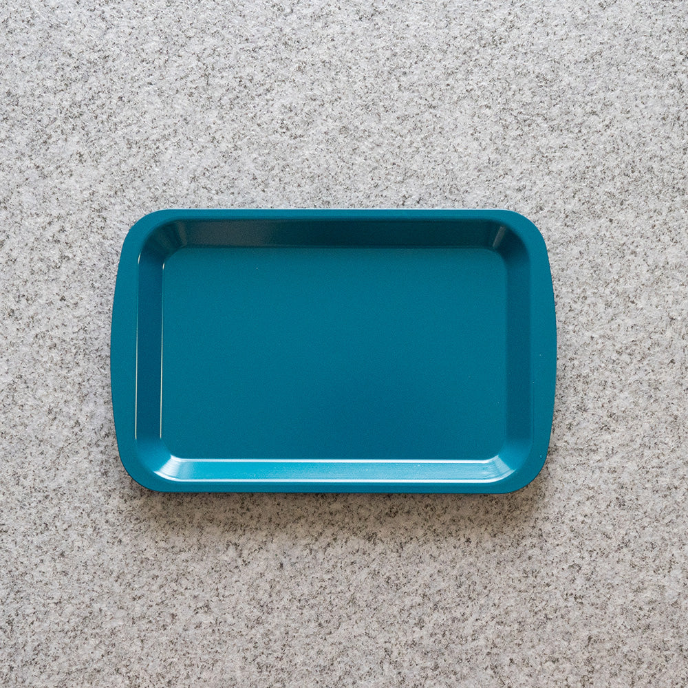 TRAY